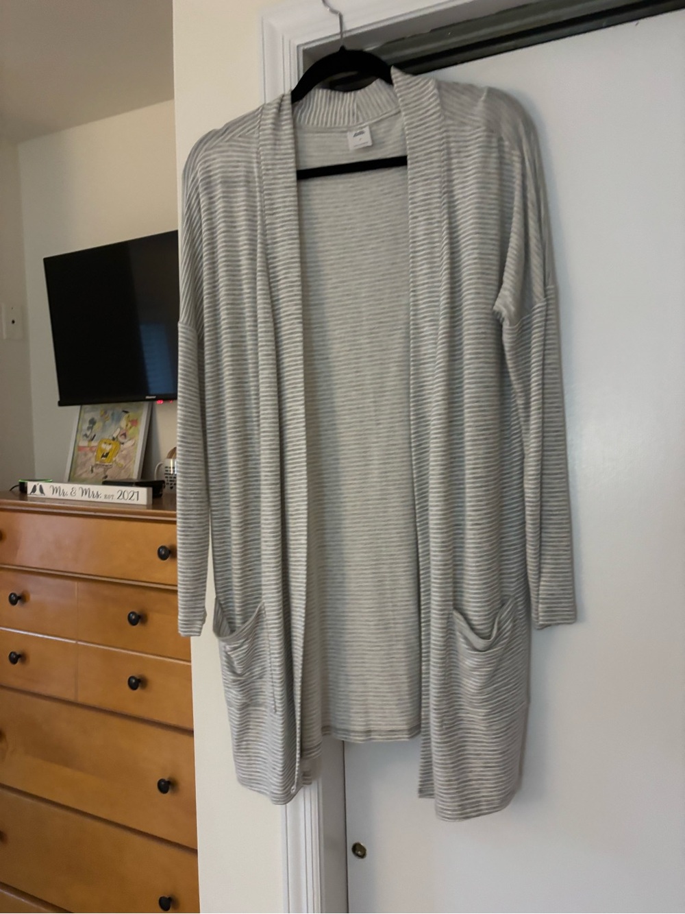 Amazon Essentials Light Gray Striped Open-Front Cardigan